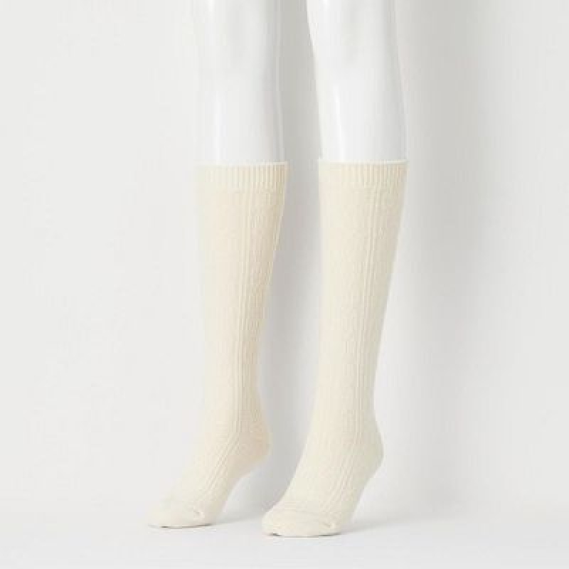 Uniqlo HEATTECH Knee High レディース ソックス 白 | 666773
