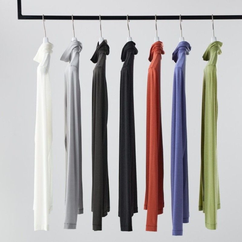 Uniqlo HEATTECH Ultra Light Turtleneck Long-Sleeve レディース Tシャツ 紫 | 123039