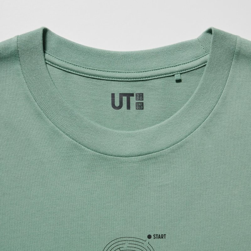 Uniqlo Mickey Stands Ut Short Sleeve Graphic メンズ Tシャツ 緑 | 8757576
